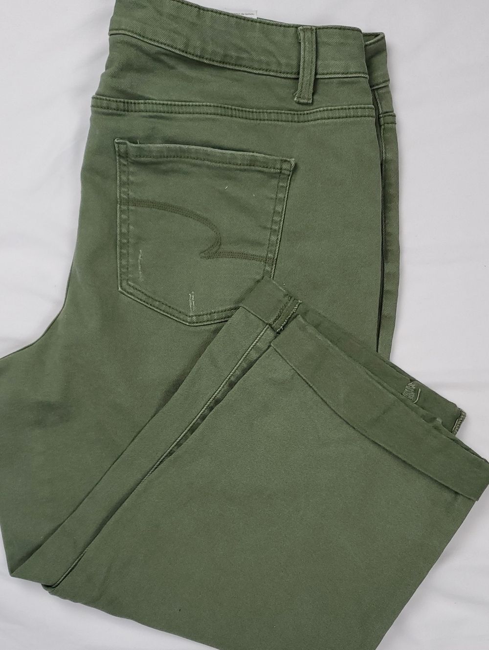Time and Tru Cropped Pants | Womens Olive Green Casual Cropped Utility Pants